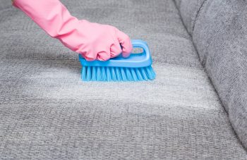 Nettoyer Un Canapé En Tissu