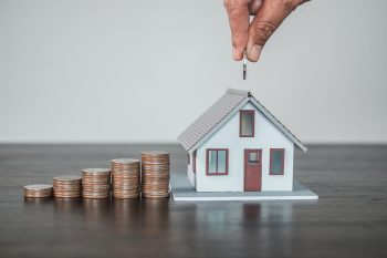 conception d'économie d'argent sur l'achet ou la construction d'une maison