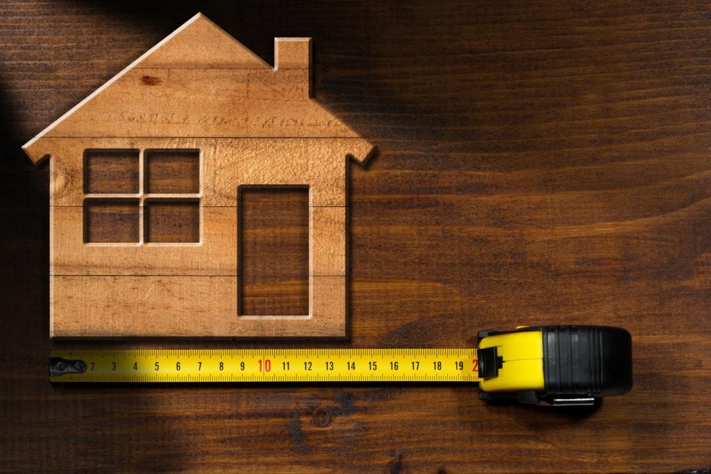 concept de mesure de la surface d'une maison