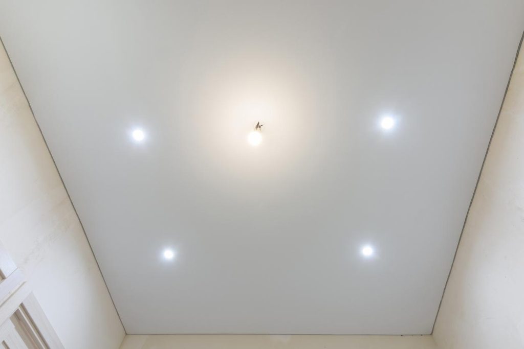 plafond tendu en vinyle